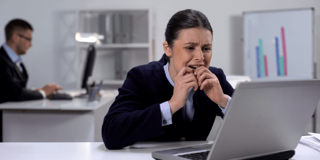 メールの誤送信を防ぐ対策とは？原因や損害、ビジネスメールの誤送信の例まで解説